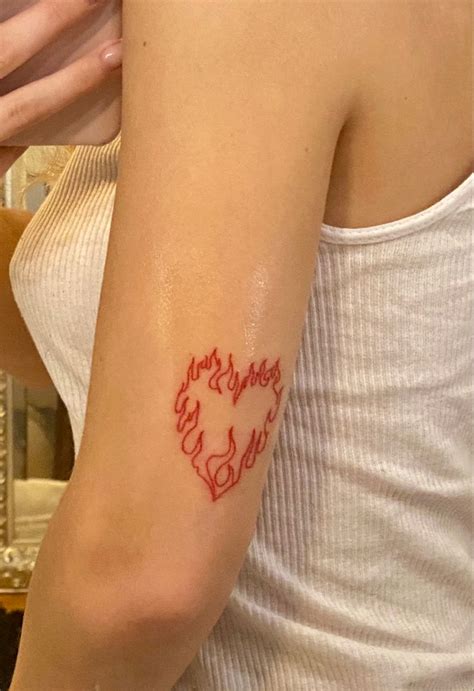 heart flame tattoo ️‍🔥 | Tatuajes simplistas, Tatuaje de inspiración ...