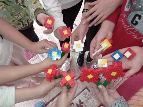 Lego-вiтання – Комунальний заклад «Харківська санаторна школа № 13 ...