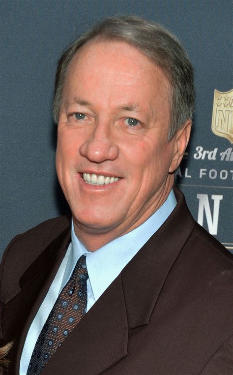 Ex-NFL stars turn out for Jim Kelly fundraiser | wusa9.com