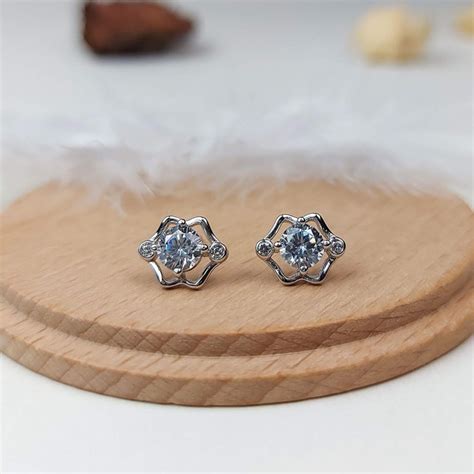 Сребърни обеци с уникален дизайн – Silenti Jewelry