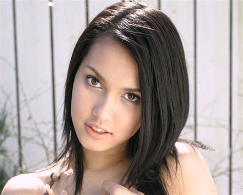 Kisah Miyabi Sebagai Artis Film Dewasa. Perjalanan Kariernya Bisa ...