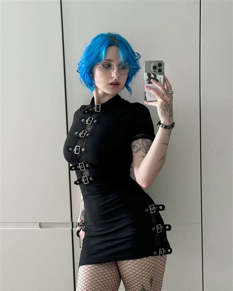 Lyracr0w0 | Anchorage AK