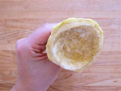 how to clean artichoke hearts