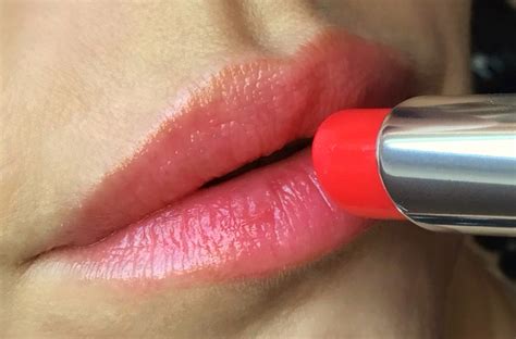 Обновлённый бальзам для губ Dior Addict Lip Glow в оттенке 015 Cherry ...