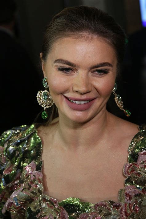 Qui est Alina Kabaeva, ancienne championne olympique et (prétendue