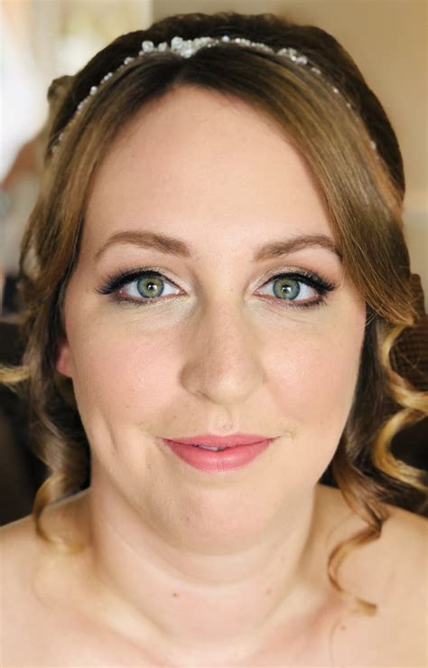 Wedding Makeup Looks for Green Eyes: Stunning Bridal Makeup to Make