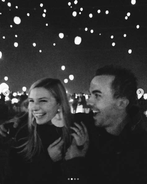 Frankie Muniz Engaged to Paige Price