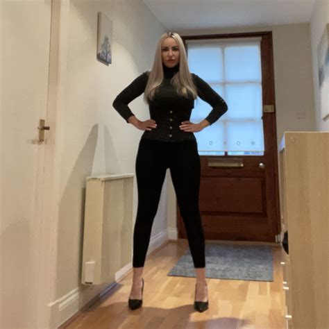 Miss Jessica Wood on Twitter: "Sessions in #Glasgow! Warm inside