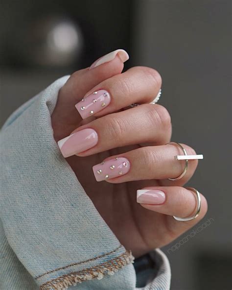 13+ Pretty Rose Gold Nails with Diamonds - Nail Designs Daily
