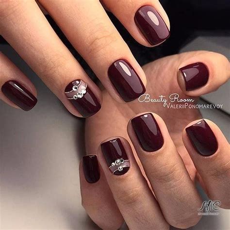 Маникюр темного цвета - новая тенденция 2018 года | Trendy nails ...