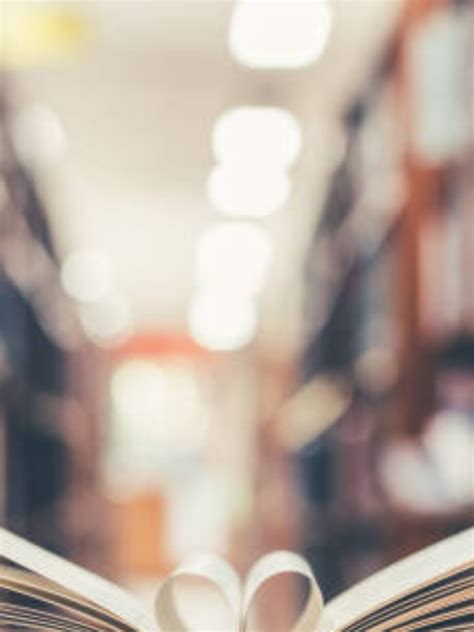 top  books  finance  student  read times