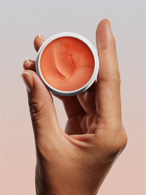 Vogue UK – The Gelcream Guide To Beautiful Hands — GELCREAM