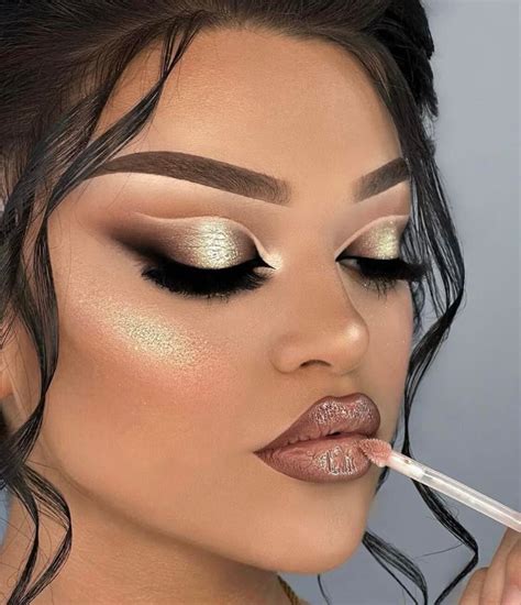 Glamorous Smoky Eye Makeup