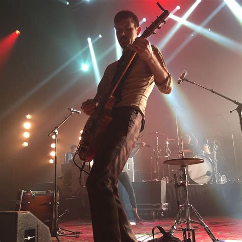 fotos gratis musica espectaculo solo musico guitarrista guitarra
