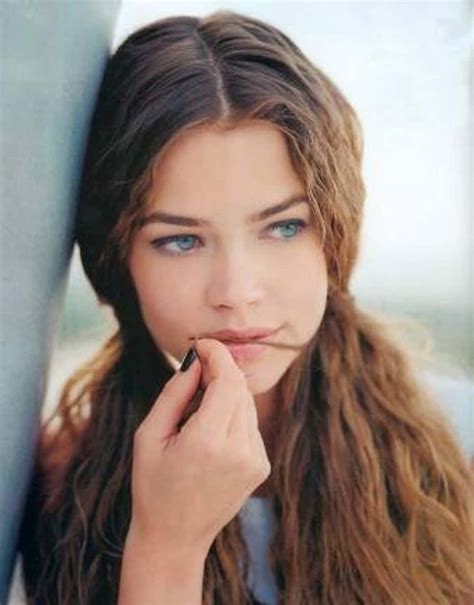 19 Photos of Denise Richards When She Was Young