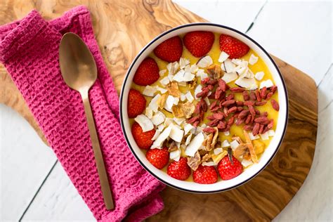 Smoothie bowl van banaan en mango – Vickylicious