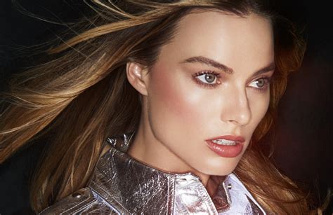 Margot looking stunning [3857x2500] | Scrolller