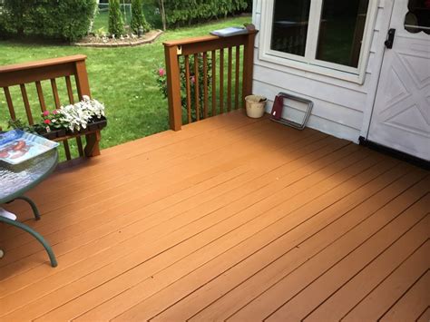 applying  solid stain   deck monks home improvements