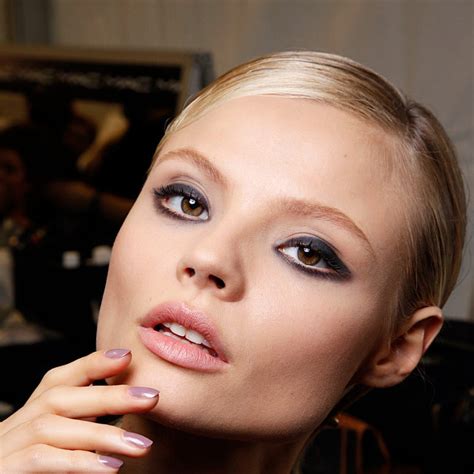 Uñas: los nuevos colores en tendencia para recibir el otoño 2021 | Vogue