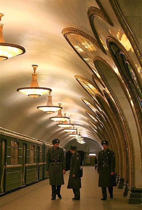 Moscow Metro Station | Rusya, Fotoğrafçılık, Sokak