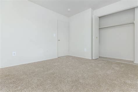 Essex Park Apartments and Townhomes - Photo Gallery