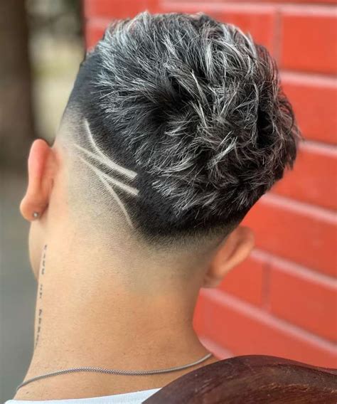 Corte De Cabelo Masculino Low Fade Em V - Corte de cabelo em V masculino: 30 ideias com e sem degradê para ...
