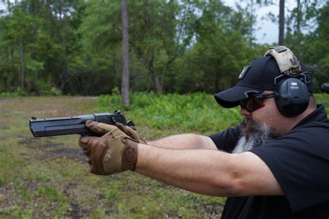Desert Eagle .50 AE Review