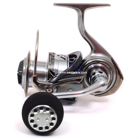Daiwa - 2017 Saltiga BJ 4000 - Spinning Reel, Sports, Sports & Games ...