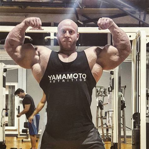 Muscle Lover: Freaky biceps by Petar Klančir
