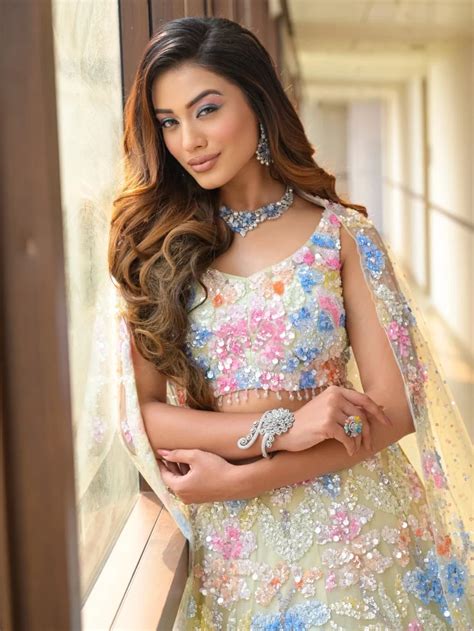 Inaara - Cloud Closet