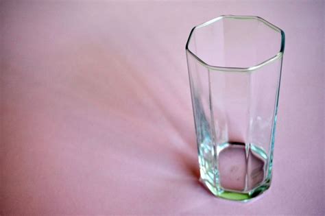 picture empty glass water