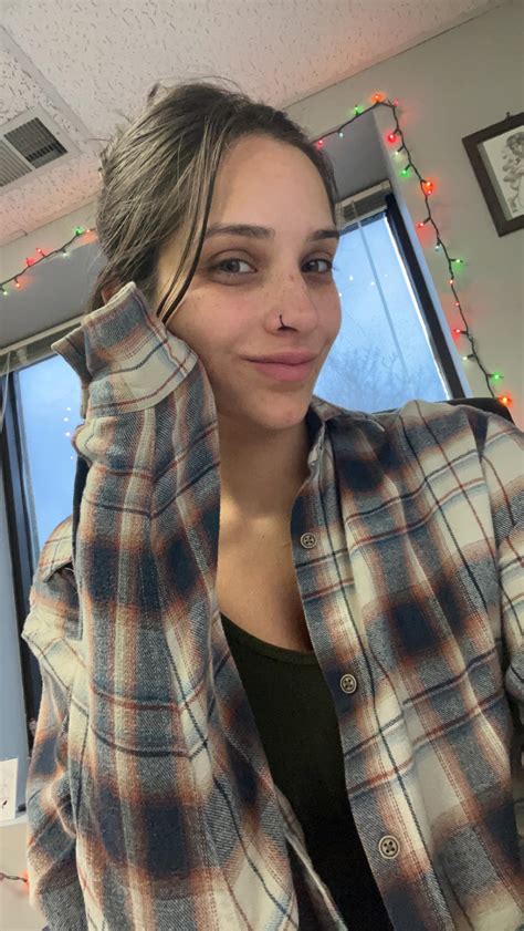 My favorite photo of the day : r/Faces