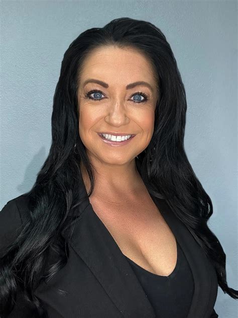 Amber Fuller McDade -Realtor- Realty Boulevard | Reno NV
