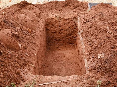 seruan kuburan  sehari