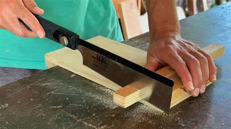 Bench Hooks: The Fastest Way to Steady Boards when Hand Sawing (Quick ...