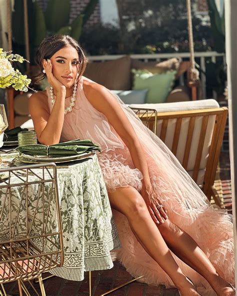 LEVA BONAPARTE (@levabonaparte) • Instagram photos and videos