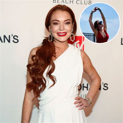 Lindsay Lohan Bikini Pictures: Sexiest Swimsuit Photos
