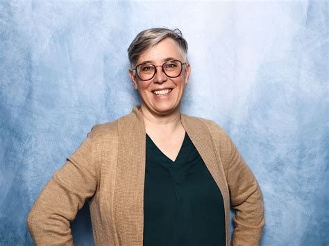 Employee Salaries and Compensation at 4Life Research in Sandy 18