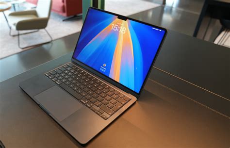 review macbook air  de beste laptop voor bijna iedereen