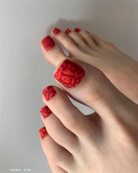 40+ Cutest Pedicure Ideas for 2024. - DrExplains