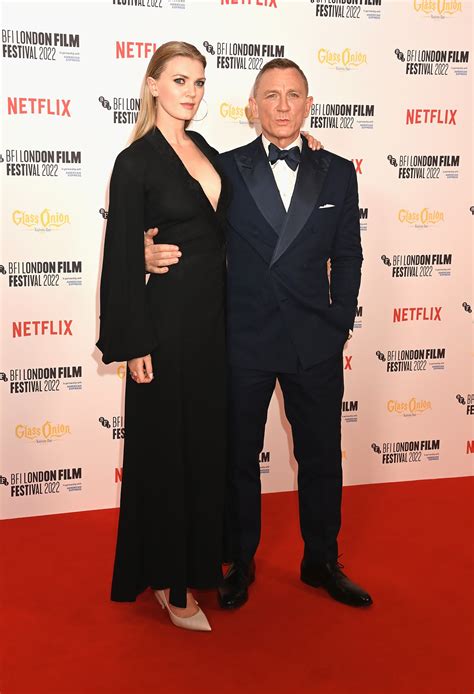 How Many Kids Do Daniel Craig and Rachel Weisz Have? - showbizztoday