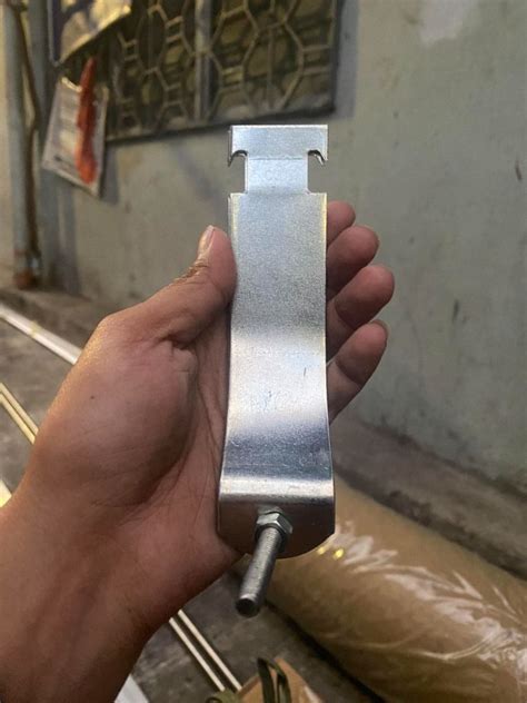 Unistrut Clip, Commercial & Industrial, Construction Tools & Equipment ...