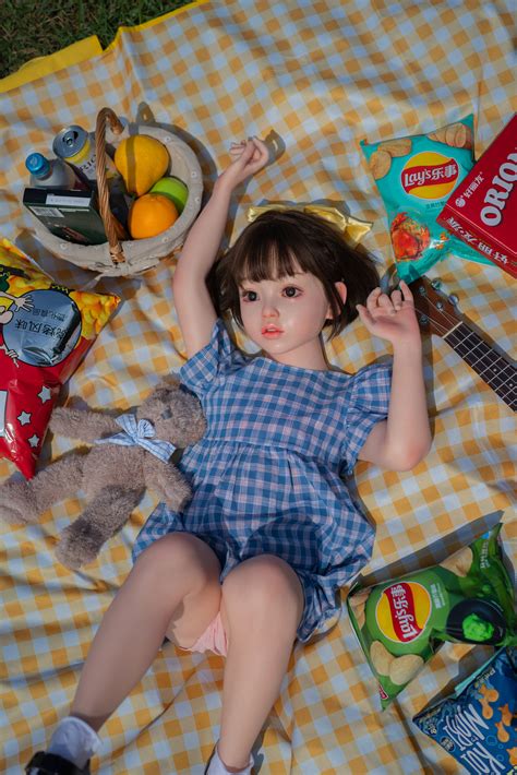 𝐀𝐗𝐁 𝐅𝐮𝐥𝐥 𝐒𝐢𝐥𝐢𝐜𝐨𝐧𝐞 𝐅𝐥𝐚𝐭 𝐂𝐡𝐞𝐬𝐭 𝟏𝟏𝟎𝐜𝐦 𝐌𝐢𝐧𝐢 𝐃𝐨𝐥𝐥 - UmeDoll