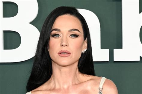 Katy Perry Wears Elegant Silk Gown with Chain Detailing to Baby2Baby ...