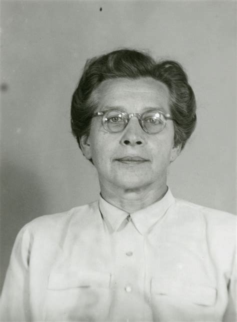 File:Milada Horáková (identifikační fotografie).jpg - Wikimedia Commons