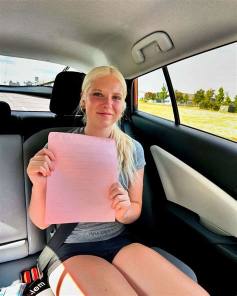 Why Choosing The Right Driving-School Matters - Drive Well