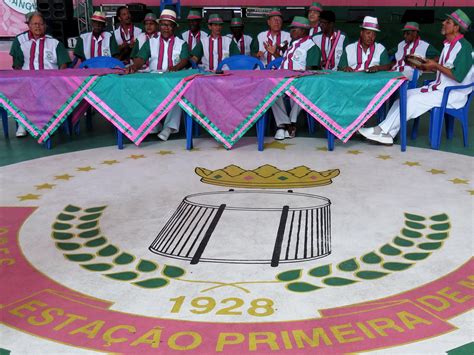 O calote sofrido por integrantes da velha guarda da Mangueira | Ancelmo