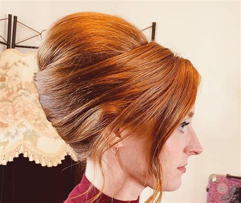 A guide on recreating the iconic hairdo 60s beehive at home 2