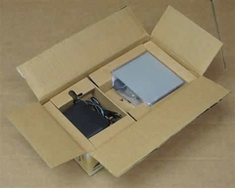 NEW Allied Telesyn AT-MC102XL 100Mb Fast Ethernet to Fibre 2km Media ...