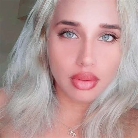 Kamelia 🤍 (@kamelia_con_k) • Threads, Say more